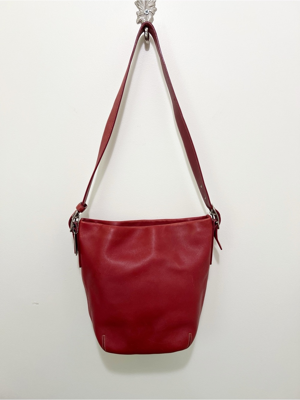 Coach Red Leather Shoulder Bag - Picture 2 of 13